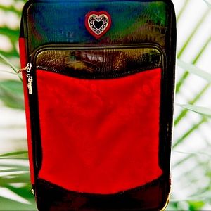 Vintage Brighten luggage.